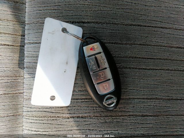 JN8AE2KP1E9106136 Nissan Quest Sv