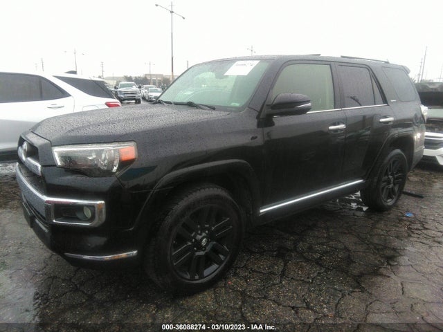Toyota 4RUNNER SR5 2018 JTEBU5JR5J5587254 Image 2