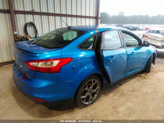 Ford FOCUS SE 2014 1FADP3F25EL213013 Image 4