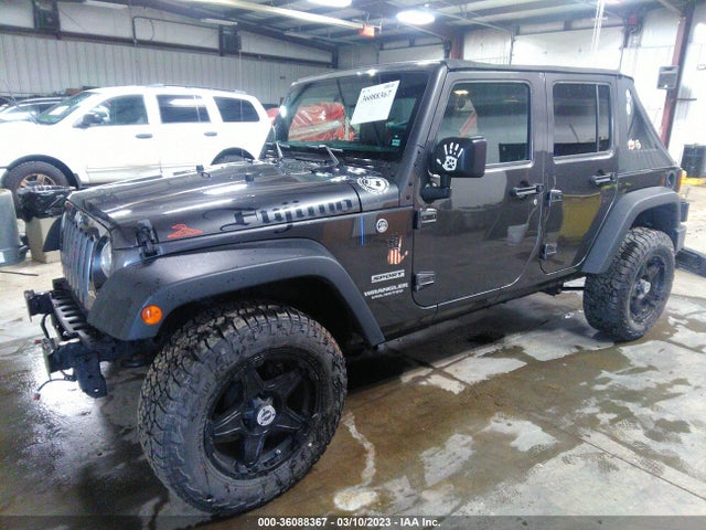 1C4BJWDG6GL323770 Jeep Wrangler Unlimited Sport