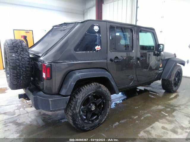 1C4BJWDG6GL323770 Jeep Wrangler Unlimited Sport