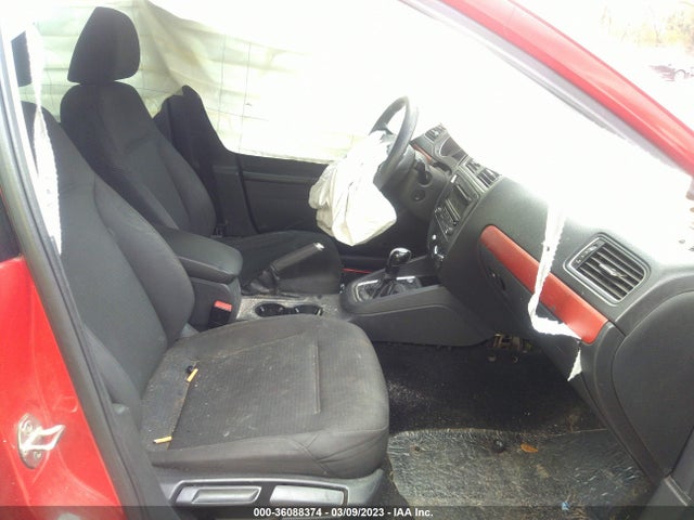 3VWD17AJ4FM257129 Volkswagen Jetta Sedan 1.8t Se