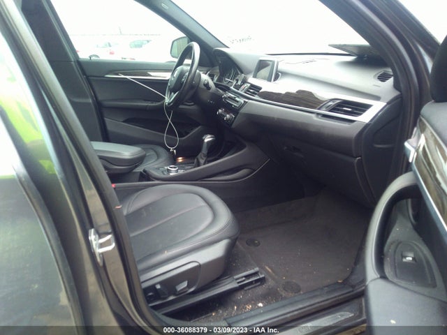 2017 BMW X1, VIN: WBXHU7C32HP925374