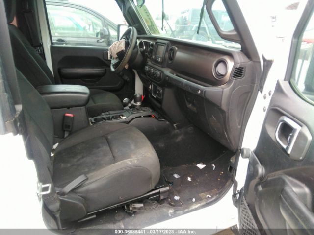 1C4GJXAN8JW203053 Jeep Wrangler Sport