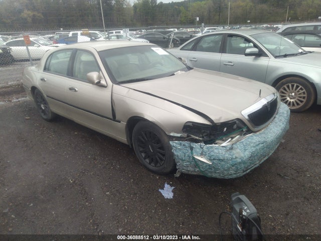 Lincoln Town Car Signature 2004 1LNHM81W34Y606534 main image