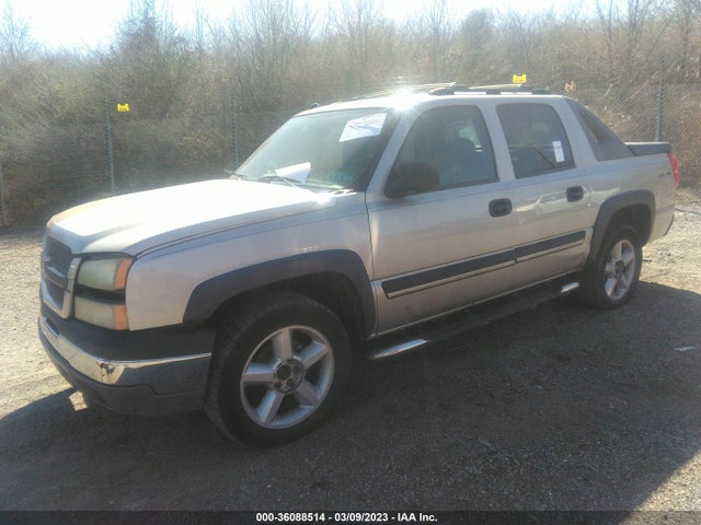 Chevrolet Avalanche 2004 3GNEK12T54G228727 Image 2