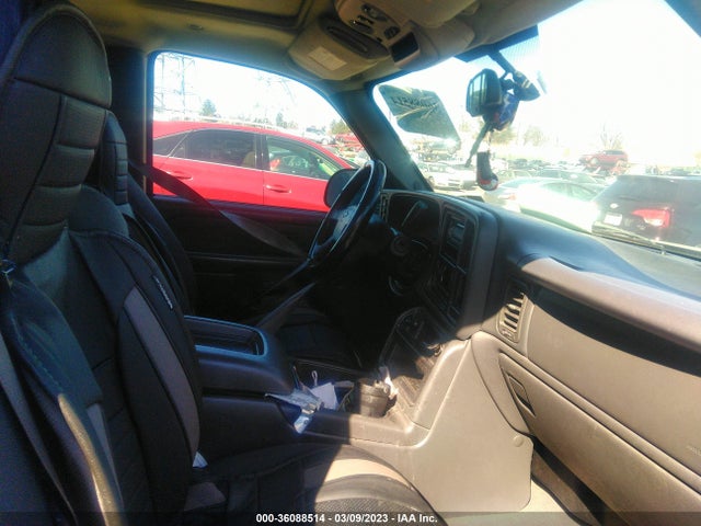 Chevrolet Avalanche 2004 3GNEK12T54G228727 Image 6