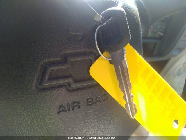 1998 CHEVROLET C/K 1500 VIN: 2GCEC19M4W1242182