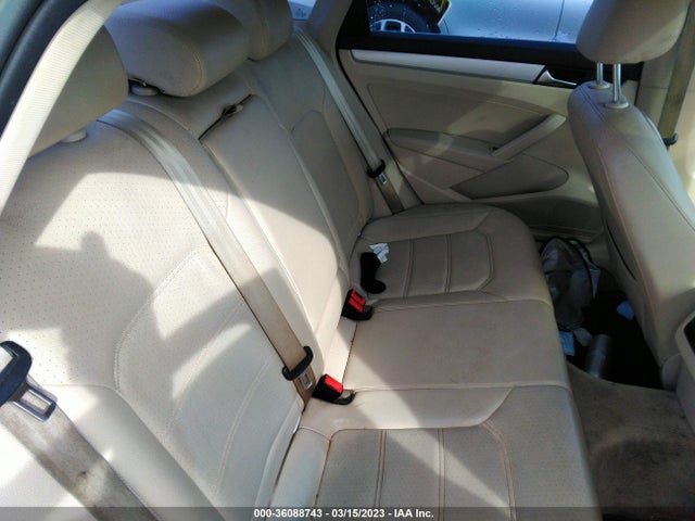 1VWBP7A35DC001765 Volkswagen Passat Se W/sunroof & Nav