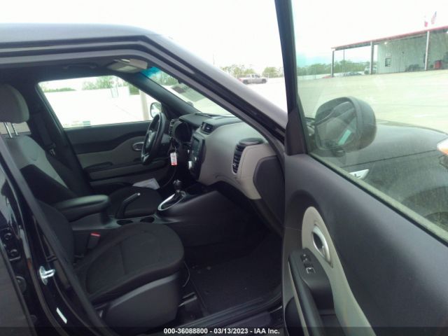 KNDJN2A22J7598604 KIA Soul Base