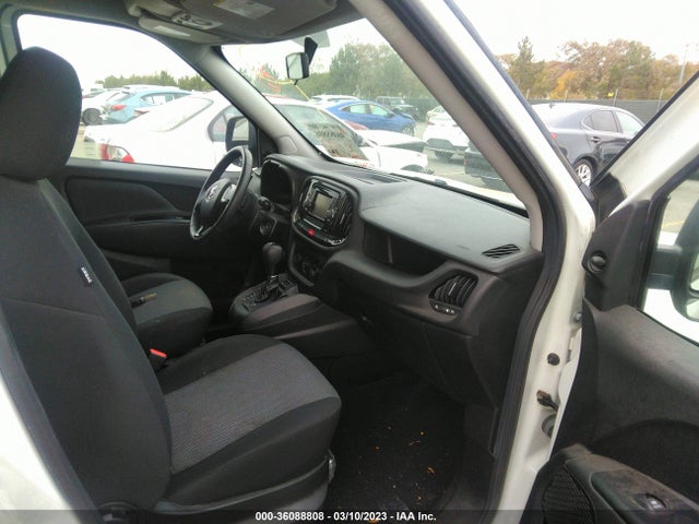 RAM Promaster City Cargo Van Tradesman 2016 ZFBERFAT3G6B05748 Image 5