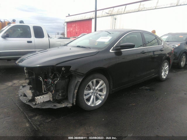 Chrysler 200 Limited 2016 1C3CCCAB6GN163811 Image 2