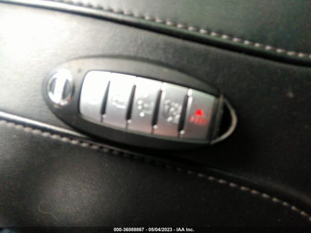 JN8AT2MV4KW396144 Nissan ROGUE SV