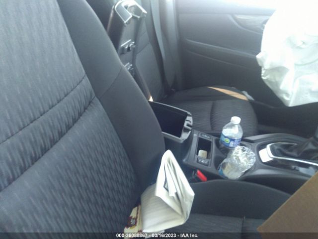 JN8AT2MV4KW396144 Nissan ROGUE SV