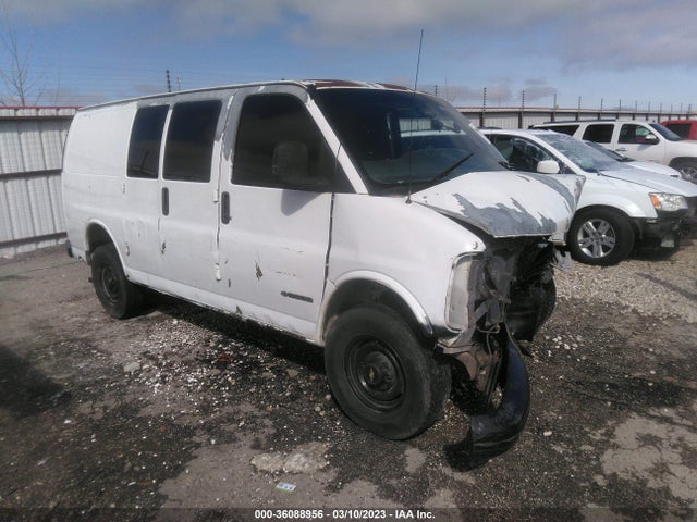 2002 1GCGG25R121247098 main image