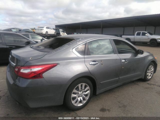 1N4AL3AP2HC260778 Nissan Altima 2.5 S