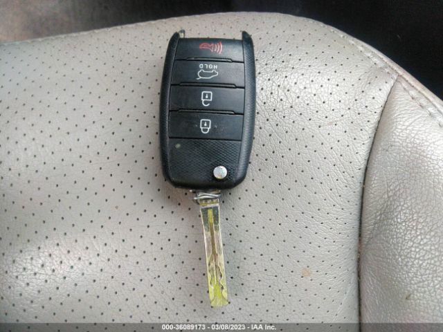5XYKT4A66EG477012 KIA SORENTO LX