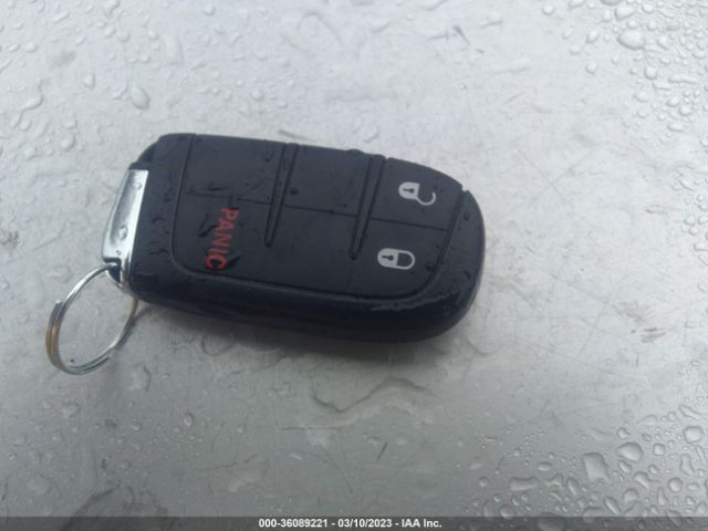 3C4NJCBBXJT469152 Jeep Compass Latitude