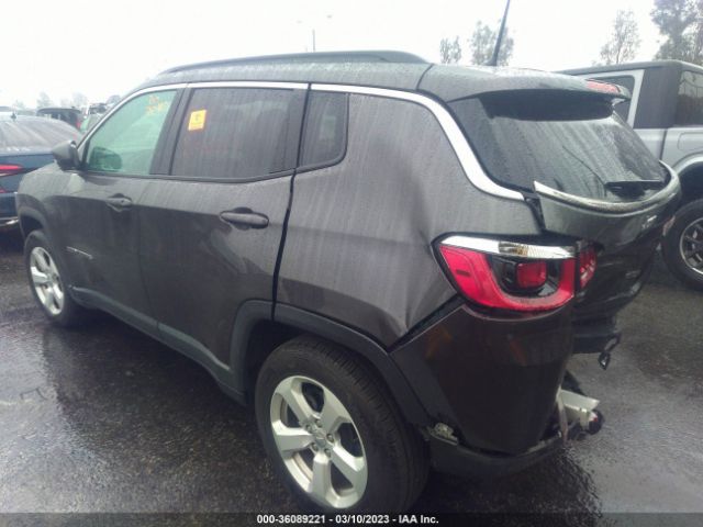3C4NJCBBXJT469152 Jeep Compass Latitude