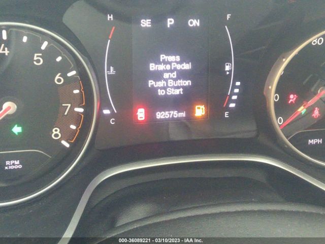 3C4NJCBBXJT469152 Jeep Compass Latitude