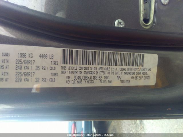 3C4NJCBBXJT469152 Jeep Compass Latitude