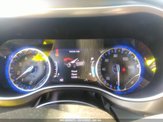 Chrysler Pacifica Limited 2017 2C4RC1GG2HR512612 Image 7