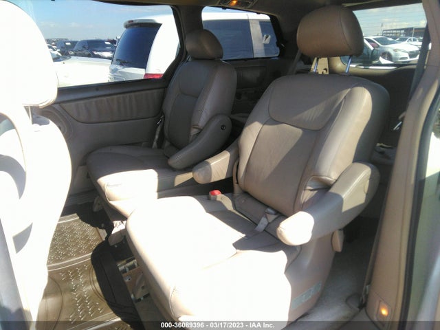 Toyota SIENNA XLE 2005 5TDZA22C15S264730 Image 9