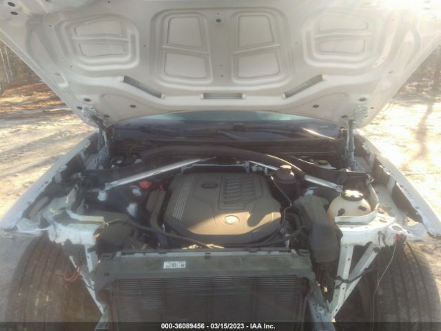 5UXCW2C59KL086147 BMW X7 Xdrive40i