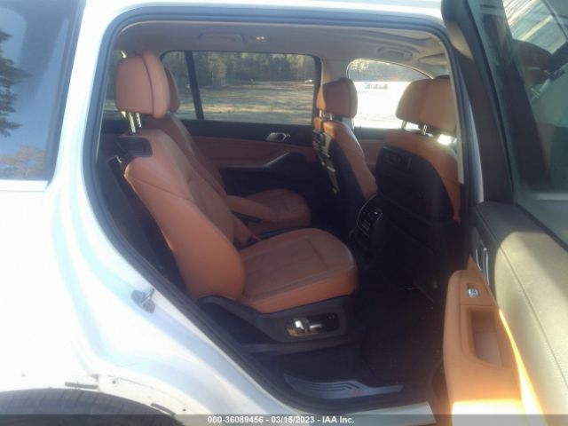 5UXCW2C59KL086147 BMW X7 Xdrive40i