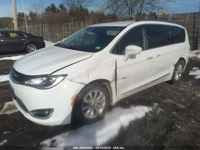 Chrysler Pacifica Touring L 2019 2C4RC1BG9KR733638 Image 2