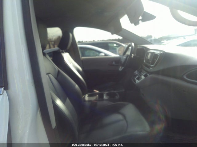 Chrysler Pacifica Touring L 2019 2C4RC1BG9KR733638 Image 6