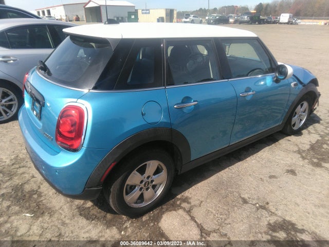 2016 MINI COOPER HARDTOP 4 DOOR VIN: WMWXU1C5XG2D12003