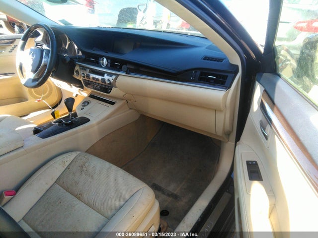 JTHBK1GG5E2148733 Lexus ES 350