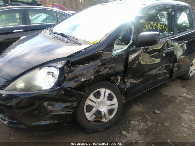 2010 HONDA FIT VIN: JHMGE8H2XAC022378