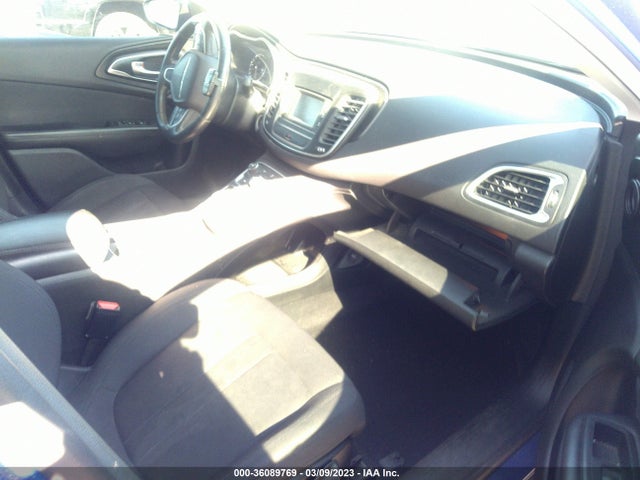 Chrysler 200 Limited 2015 1C3CCCAB4FN740835 Image 5