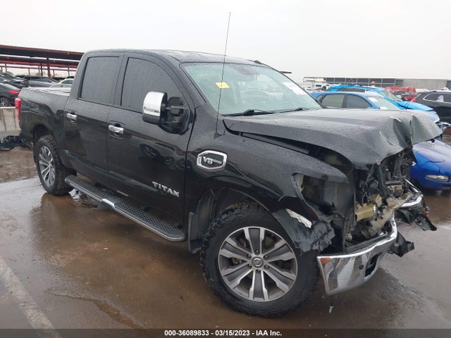 2017 1N6AA1E56HN536586 main image