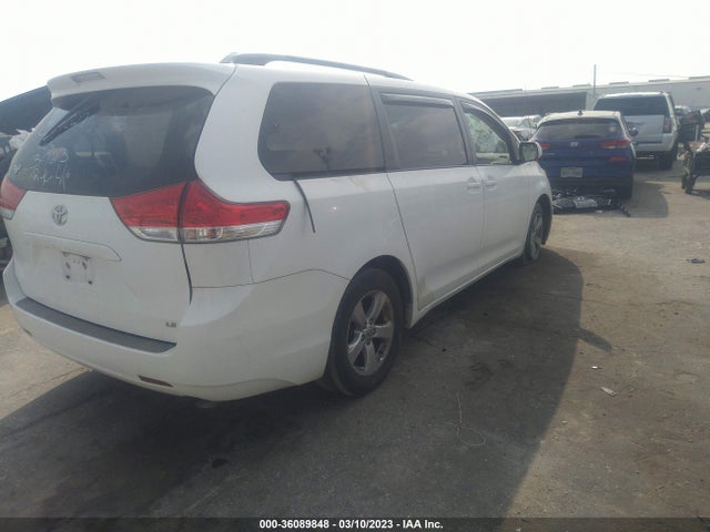 2011 TOYOTA SIENNA LE VIN: 5TDKK3DC4BS071016
