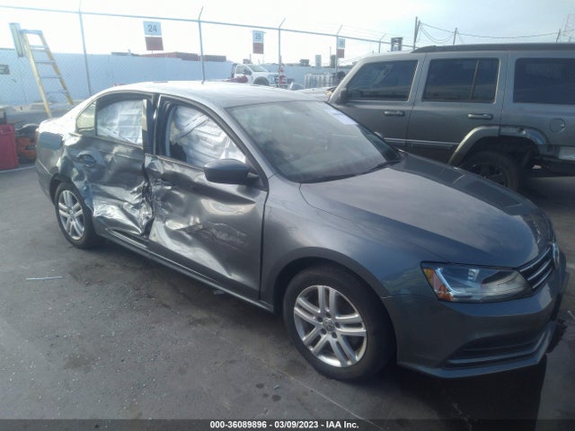 3VW2B7AJ7JM263195 Volkswagen Jetta 1.4t S