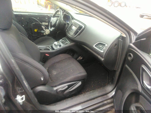 1C3CCCAB4FN628925 Chrysler 200 Limited