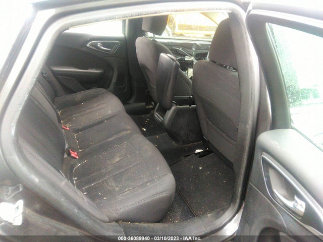 1C3CCCAB4FN628925 Chrysler 200 Limited