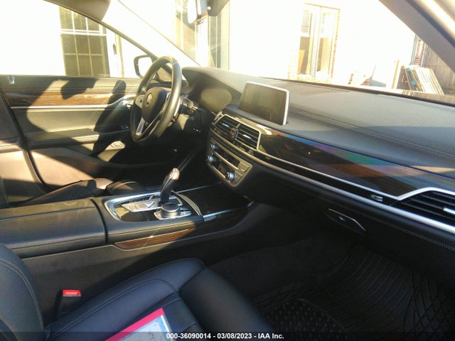 2021 BMW 7 Series, VIN: WBA7T2C09MCF91897