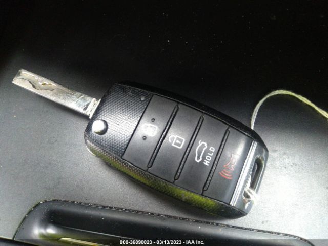 5XXGT4L36GG039770 KIA Optima Lx