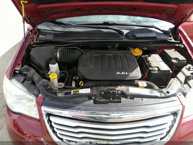 2C4RC1CG7ER111672 Chrysler Town & Country Touring-l