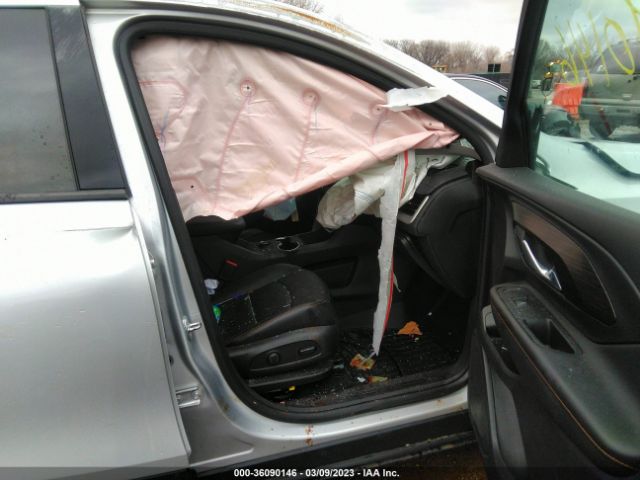 3GKALVEV8KL381071 GMC Terrain Slt