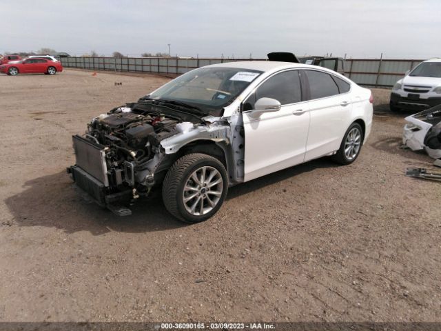 3FA6P0HD2HR335212 Ford FUSION SE
