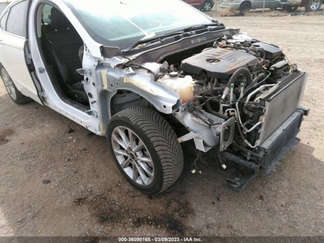 3FA6P0HD2HR335212 Ford FUSION SE