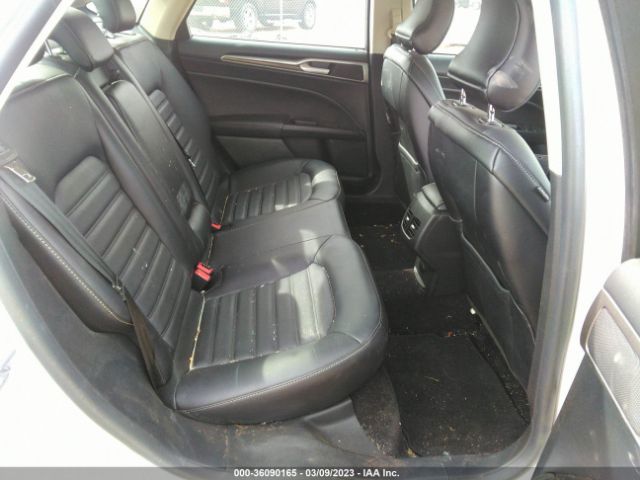 3FA6P0HD2HR335212 Ford FUSION SE