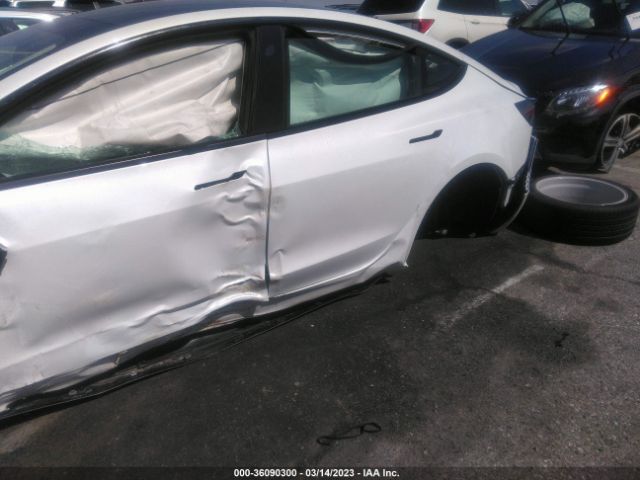 5YJ3E1EA8PF426309 Tesla MODEL 3