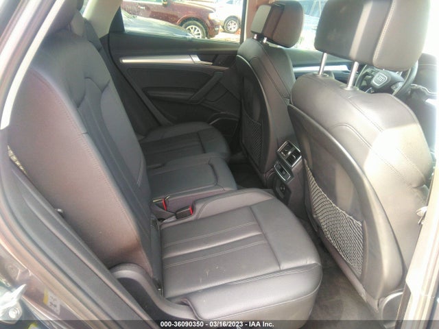 WA1CNBFY1J2024038 Audi Q5 Prestige/tech Prestige