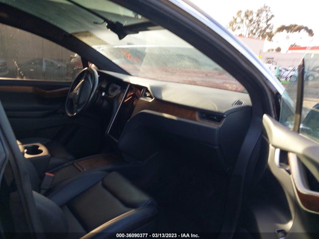 Tesla Model X Long Range 2020 5YJXCBE24LF261519 Image 5